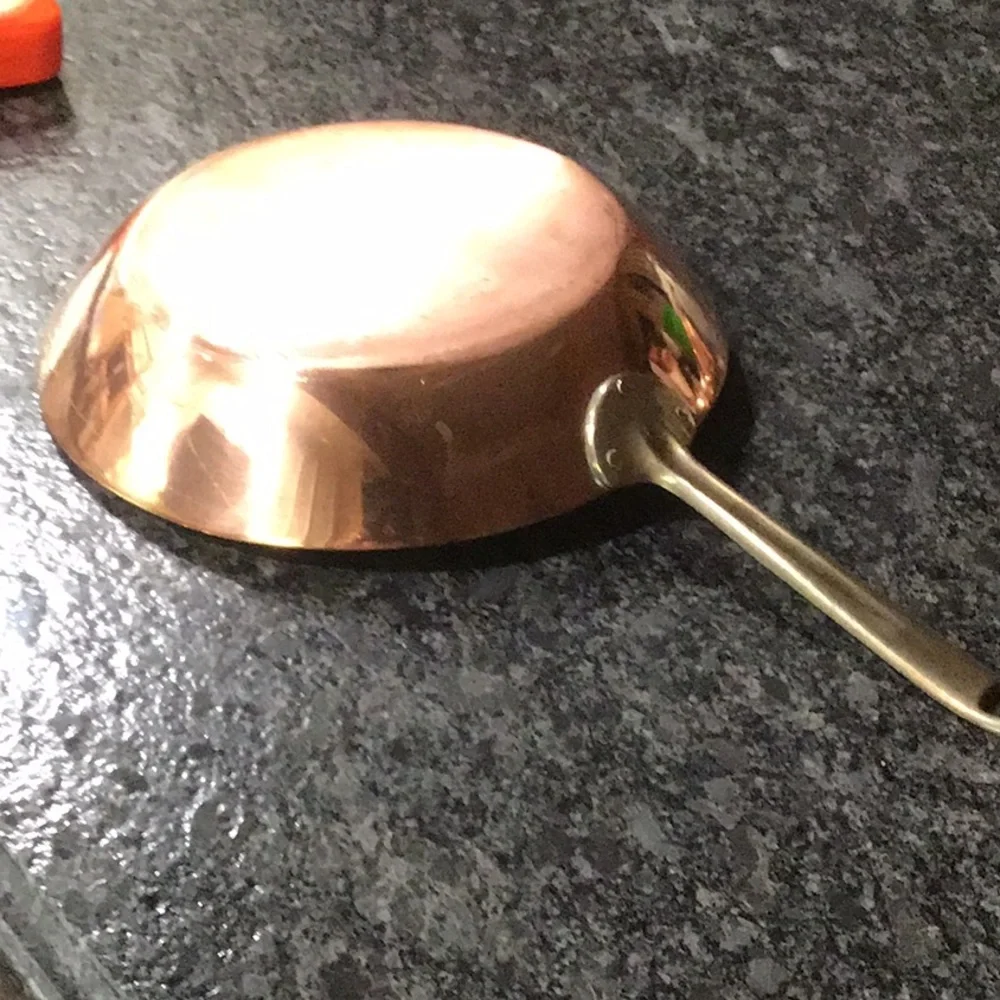 10 inch  Copper pan, new never used, like new 😊